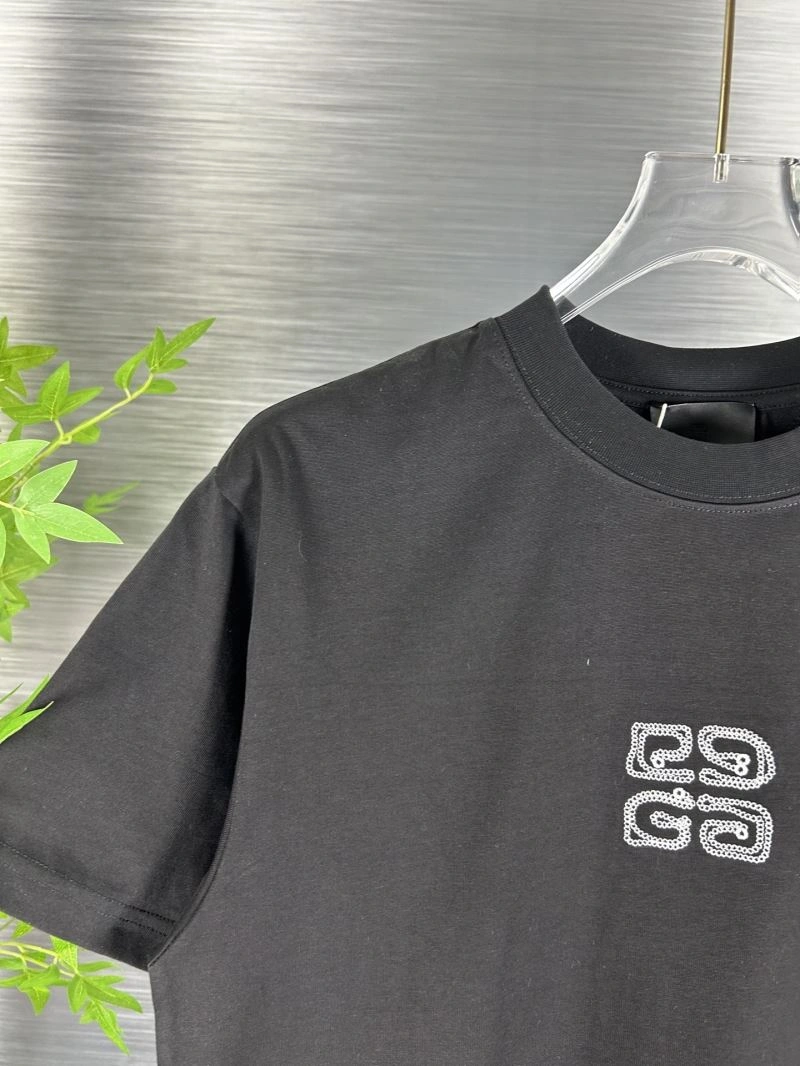 Tailored Givenchy T-Shirts 124135