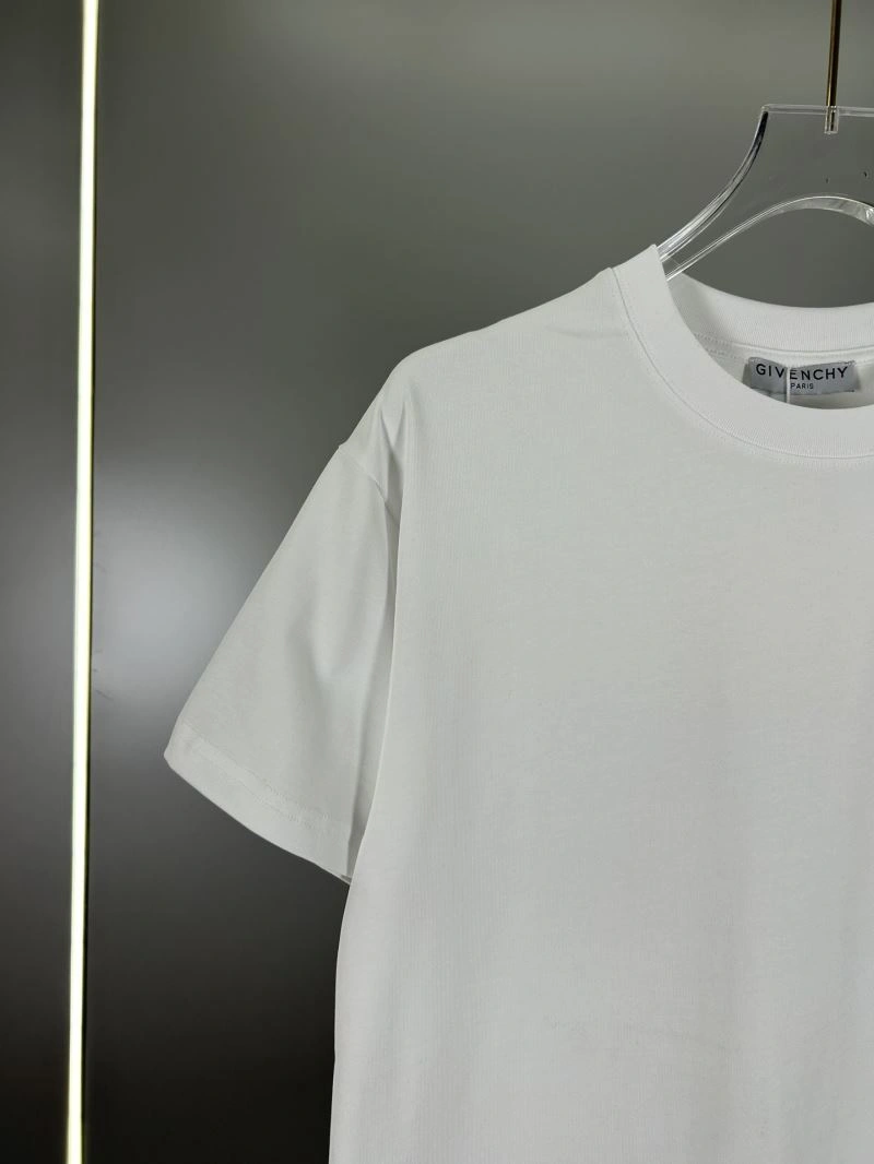 Givenchy T-Shirts Lightweight 124132