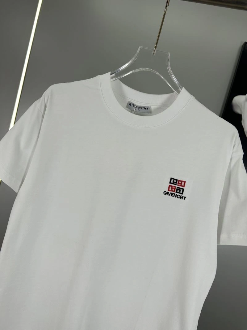Givenchy T-Shirts Lightweight 124132