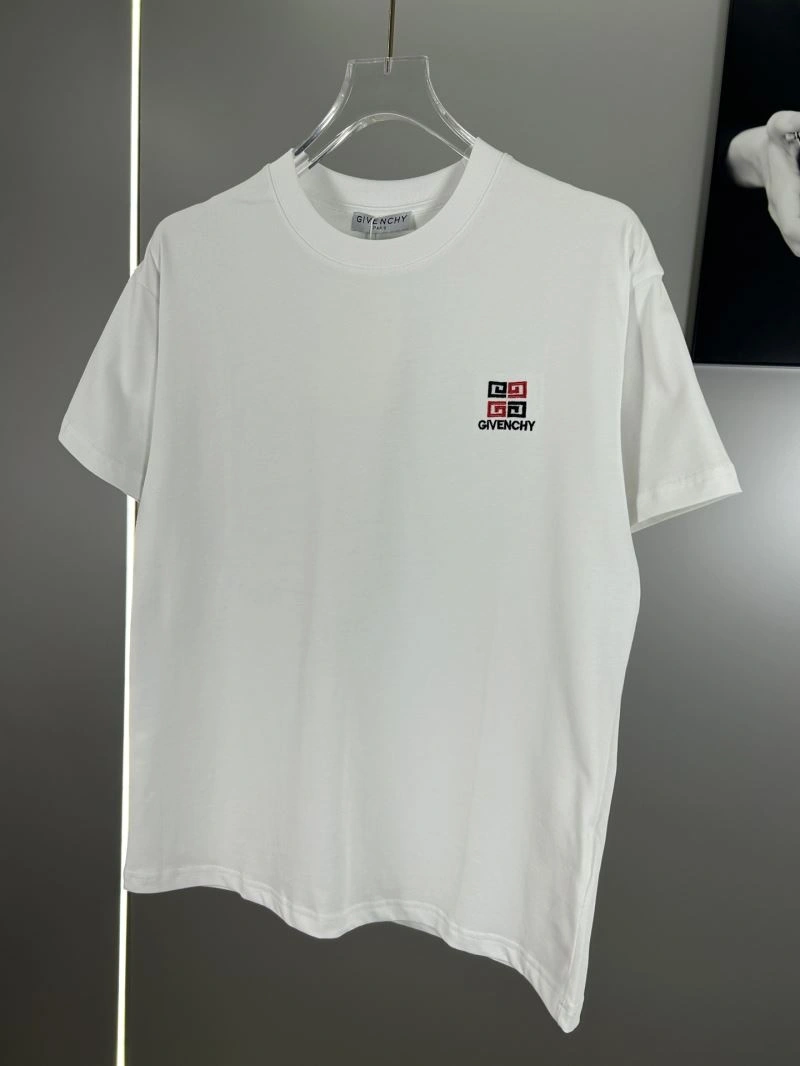 Givenchy T-Shirts Lightweight 124132