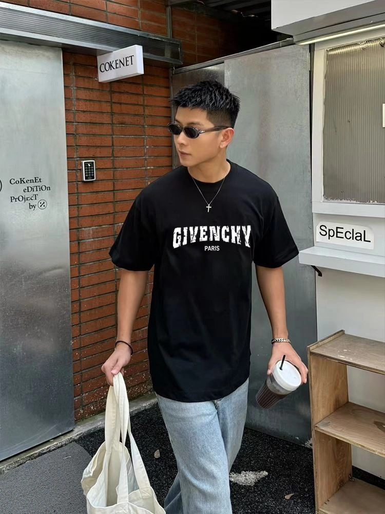 Givenchy T-Shirts FlexibleFit 124138