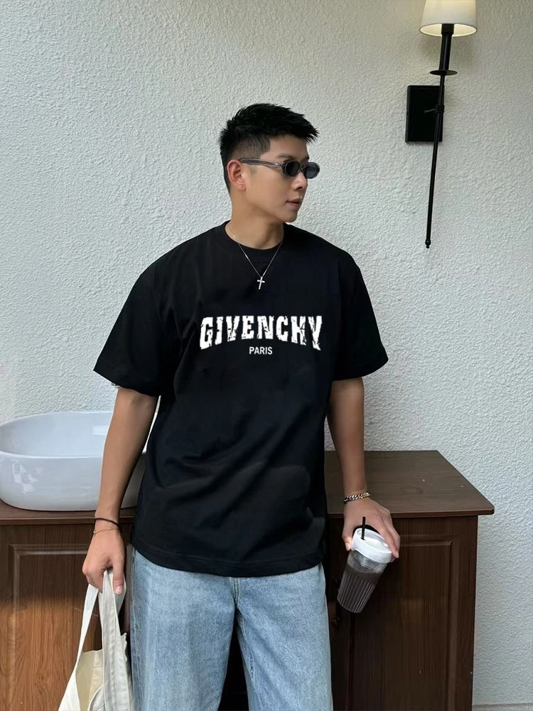 Givenchy T-Shirts FlexibleFit 124138