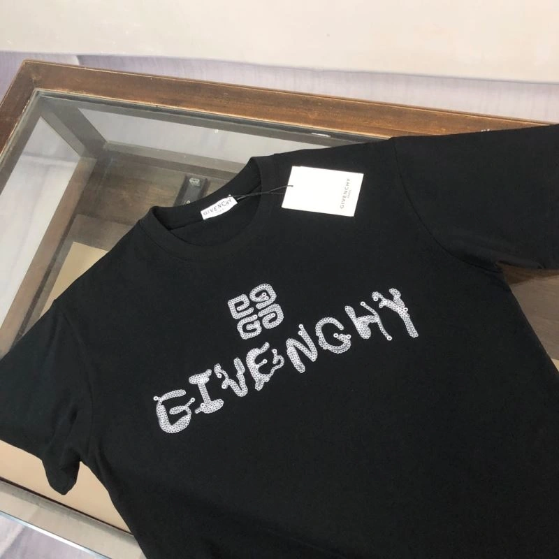 Givenchy T-Shirts Efficient 124188
