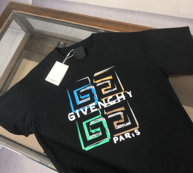 FashionForward Givenchy T-Shirts 124177