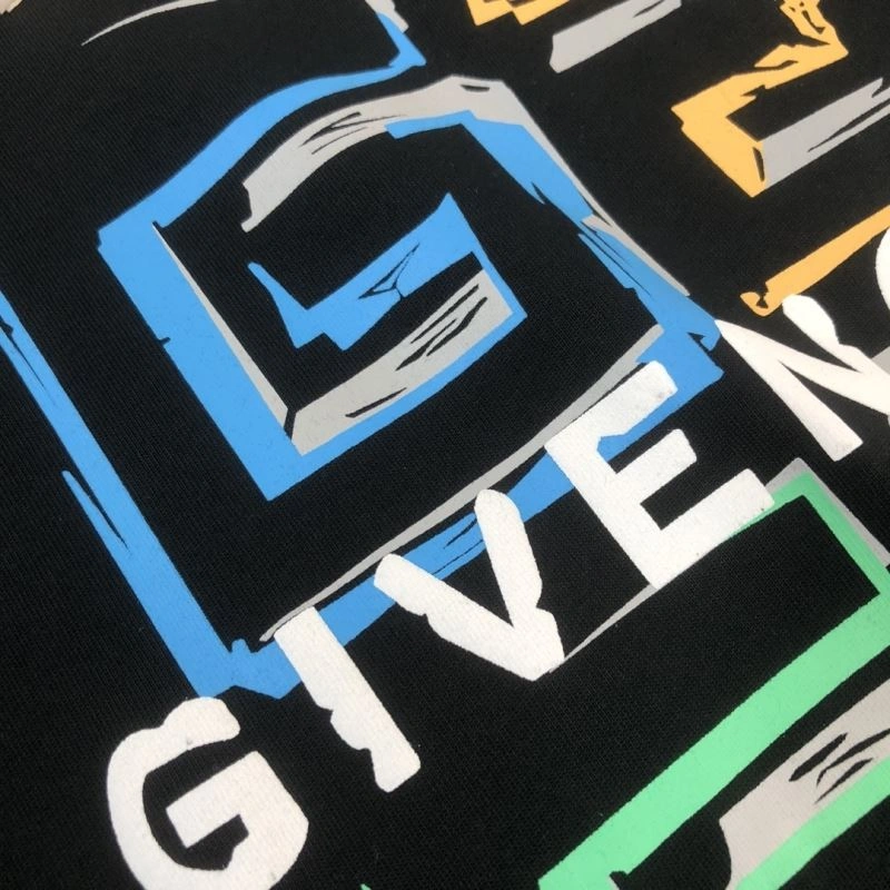FashionForward Givenchy T-Shirts 124177