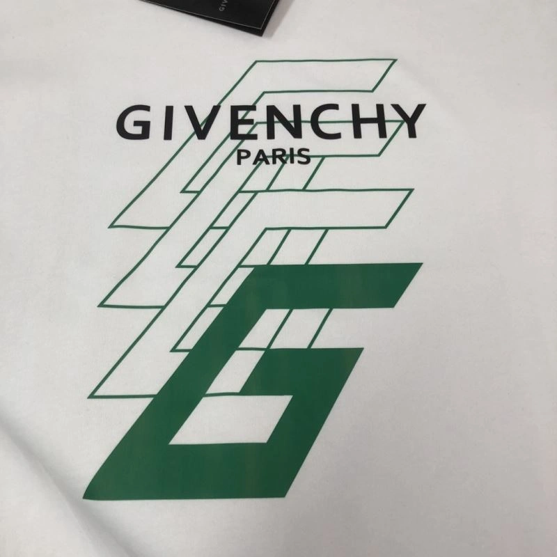 Versatile Givenchy T-Shirts 123500