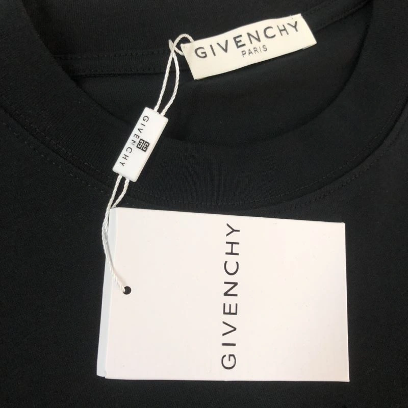 Givenchy T-Shirts Modern 124169