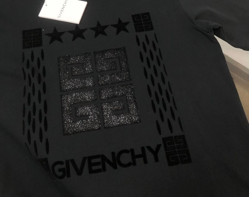 Givenchy T-Shirts Modern 124169