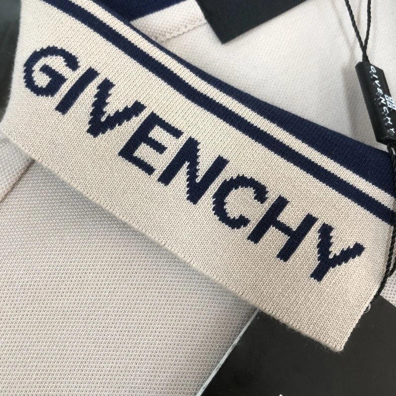TechFriendly Givenchy T-Shirts 124163