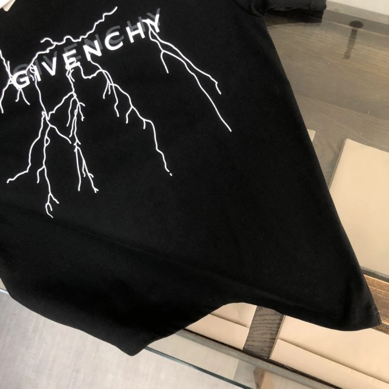 EyeCatching Givenchy T-Shirts 124158