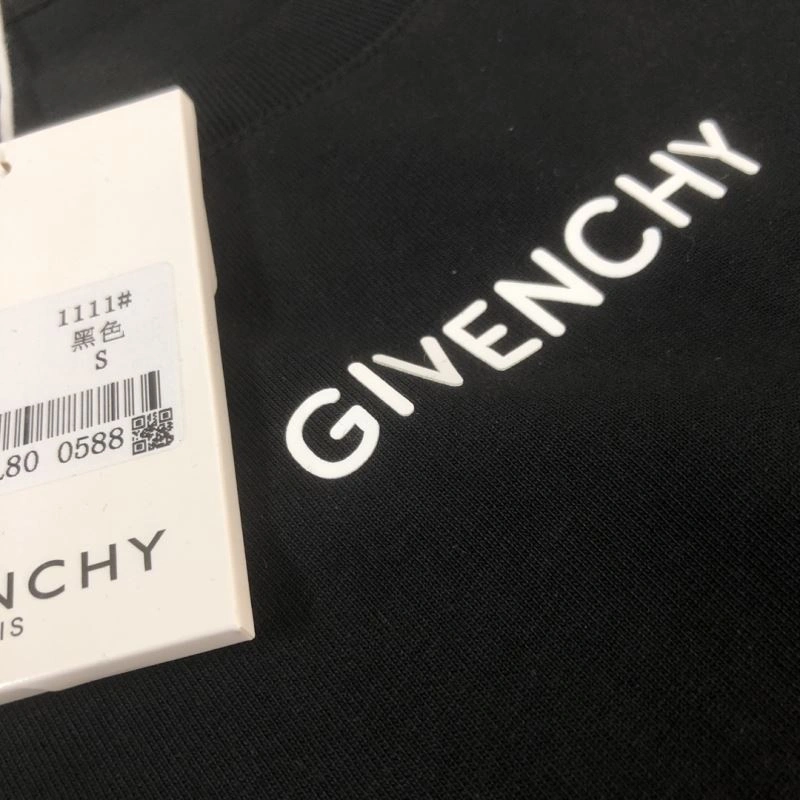 UrbanStyle Givenchy T-Shirts 124153