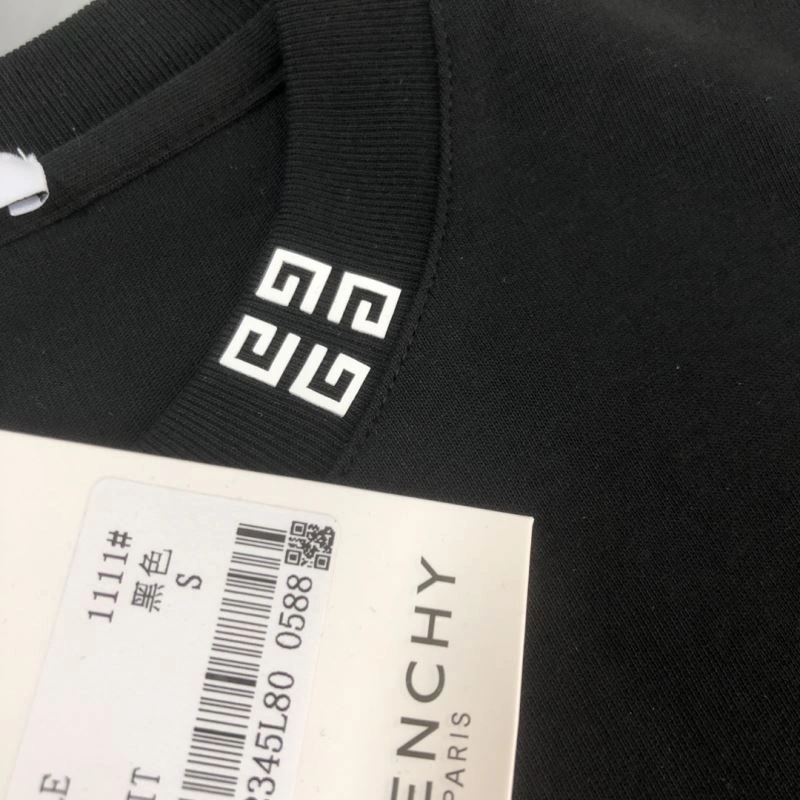 UrbanStyle Givenchy T-Shirts 124153