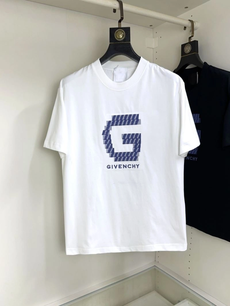 Givenchy T-Shirts Efficient 124070