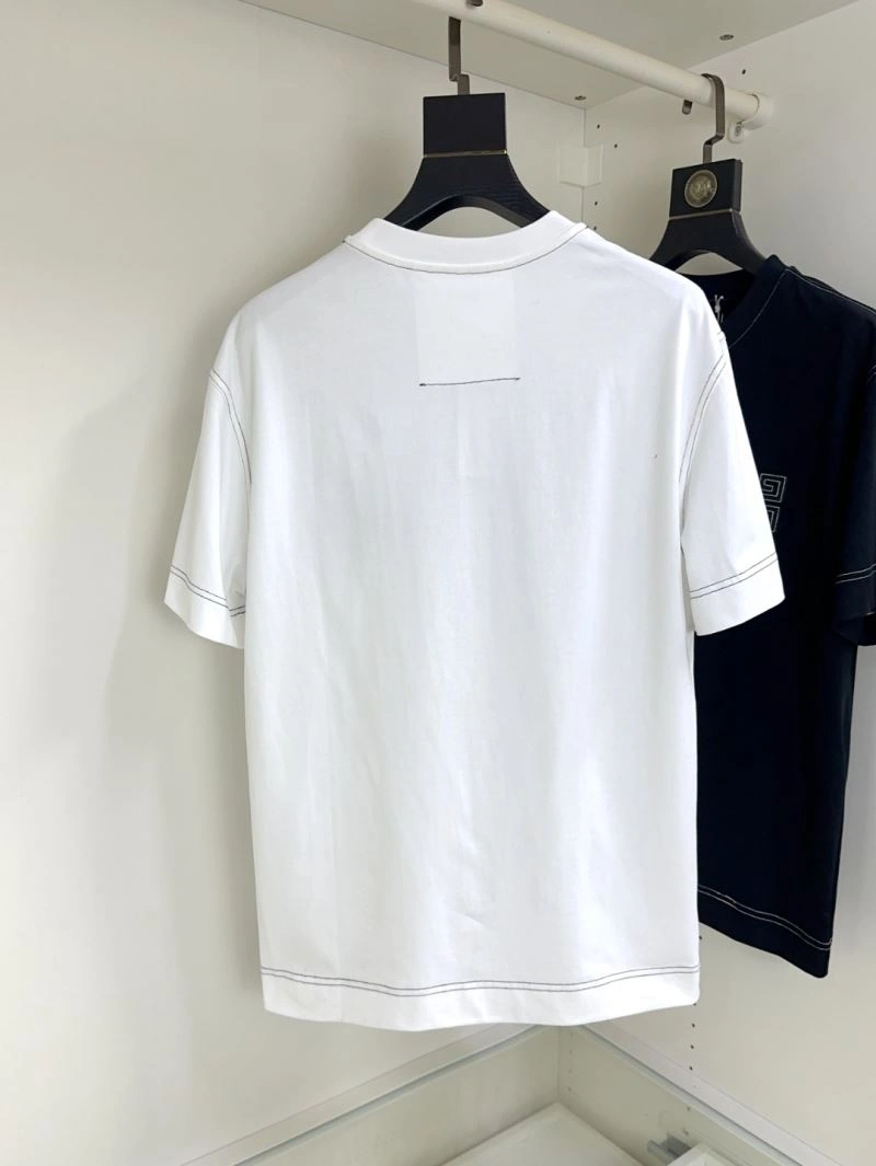 Unisex Givenchy T-Shirts 124097
