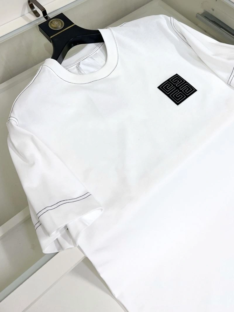 Unisex Givenchy T-Shirts 124097