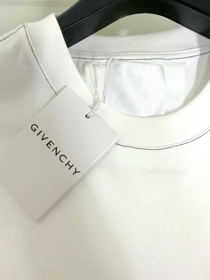 Unisex Givenchy T-Shirts 124097