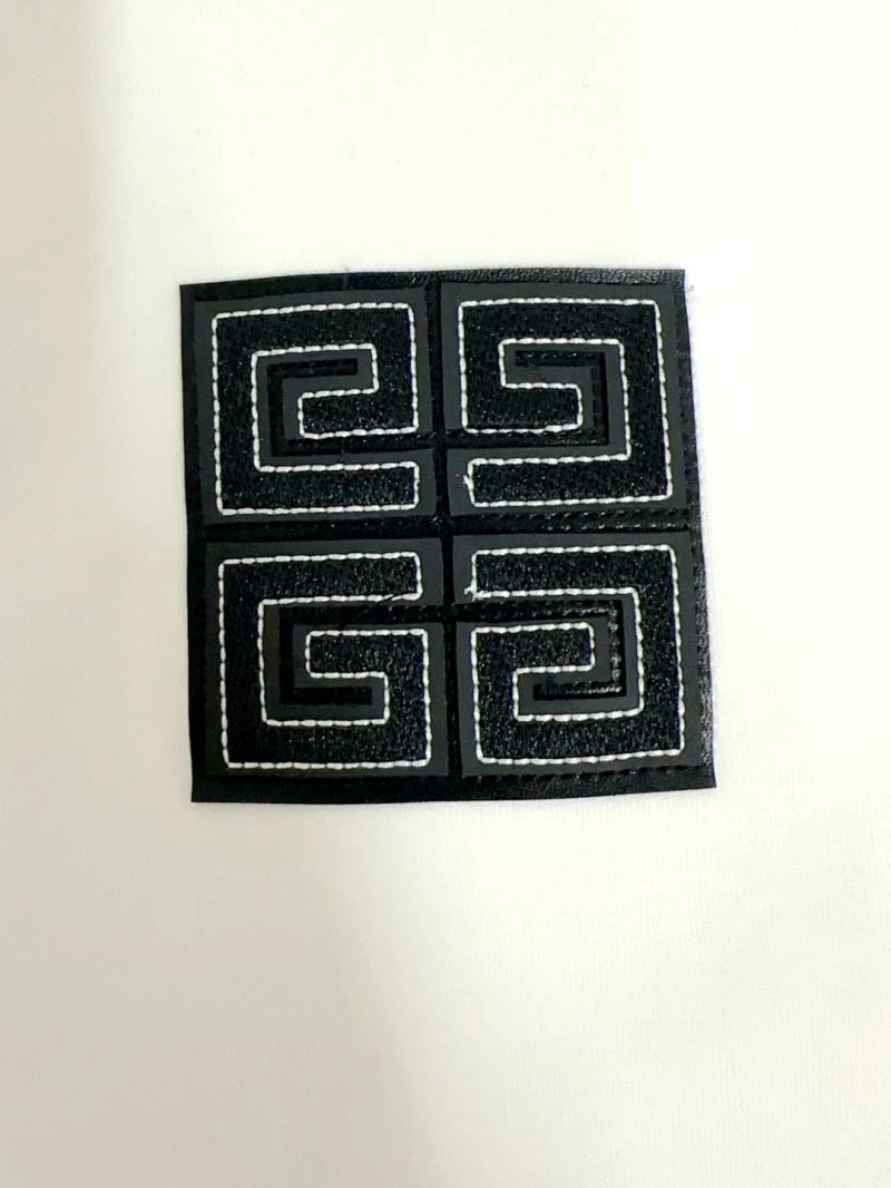 Unisex Givenchy T-Shirts 124097