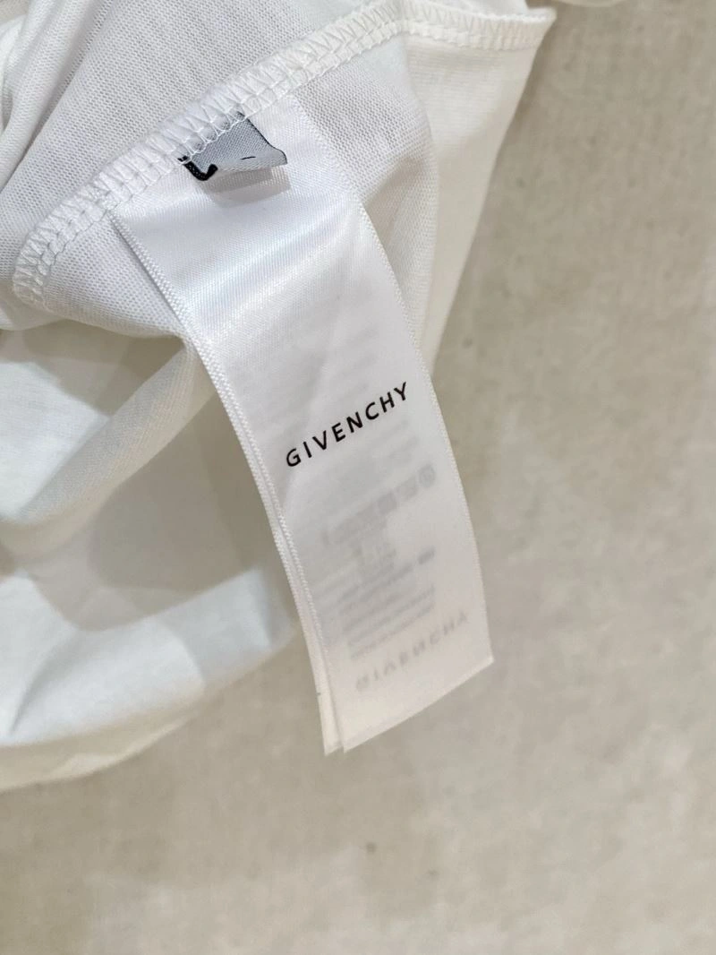 Cozy Givenchy T-Shirts 124063