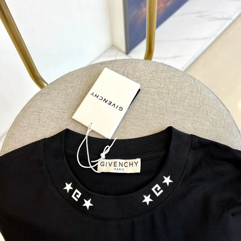 Givenchy T-Shirts Sophisticated 124059