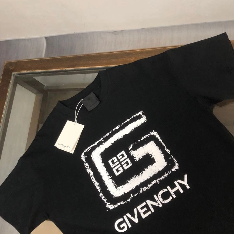 Durable Givenchy T-Shirts 124057