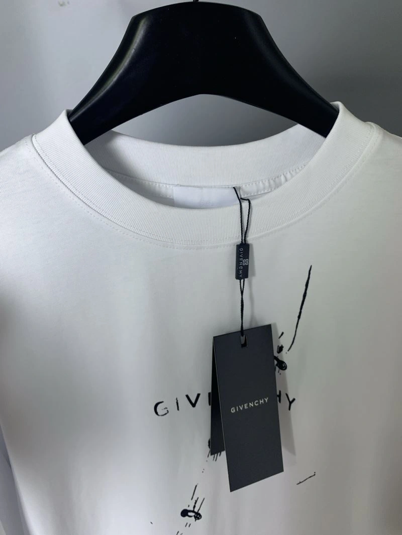 Unisex Givenchy T-Shirts 124056