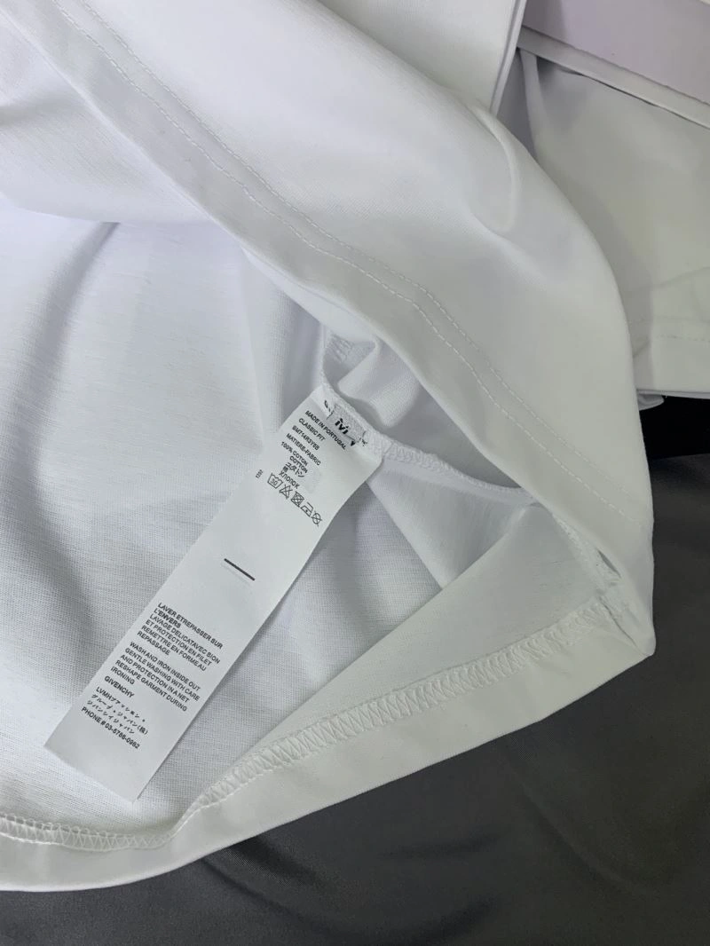 Unisex Givenchy T-Shirts 124056