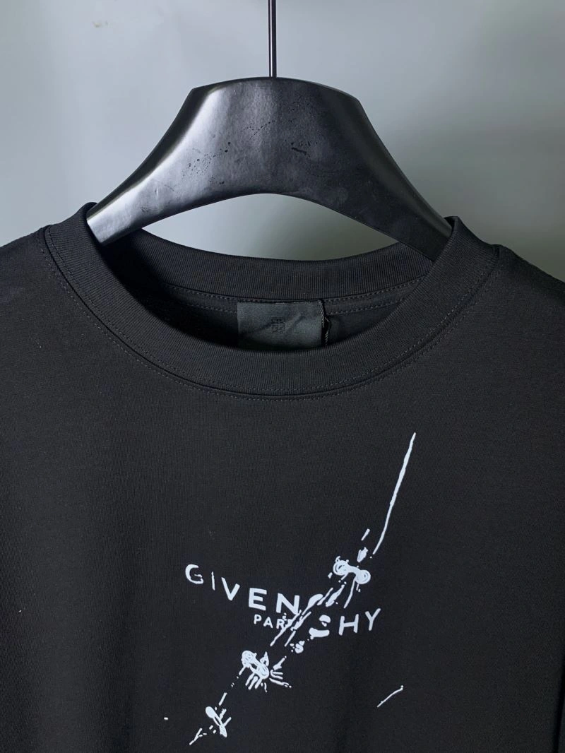 Givenchy T-Shirts Flexible 124055