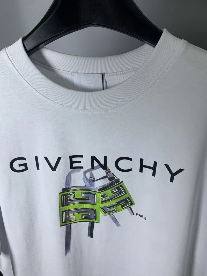 Givenchy T-Shirts Original 124051