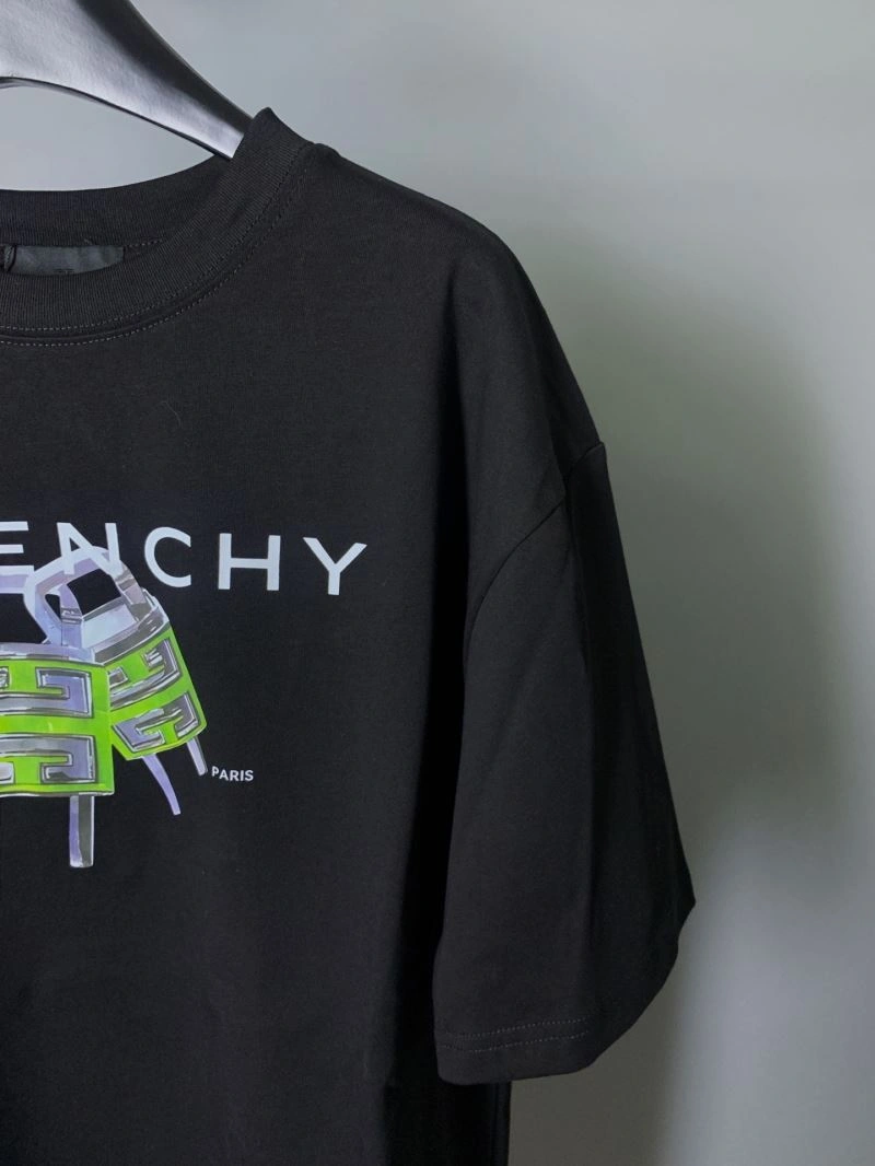 Givenchy T-Shirts EasyMatch 124049