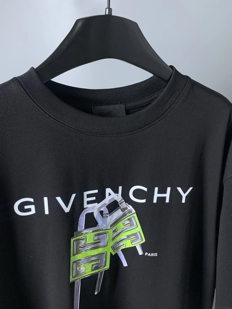Givenchy T-Shirts EasyMatch 124049