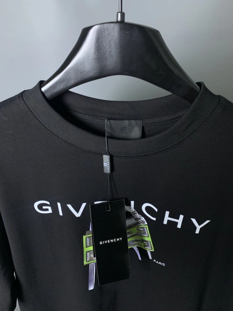 Givenchy T-Shirts EasyMatch 124049