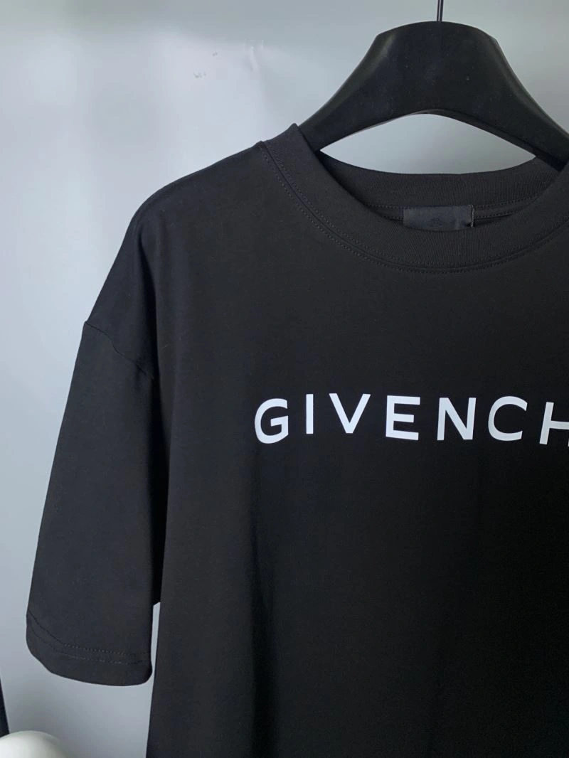 EasyCare Givenchy T-Shirts 124031
