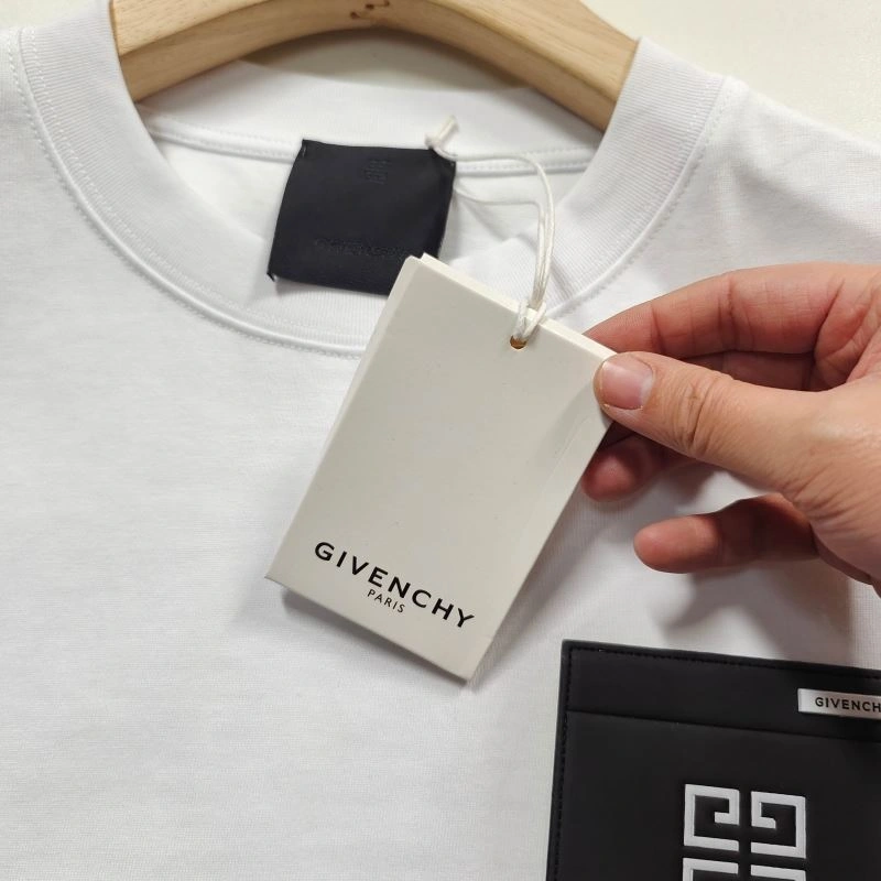 SmartChoice Givenchy T-Shirts 124043