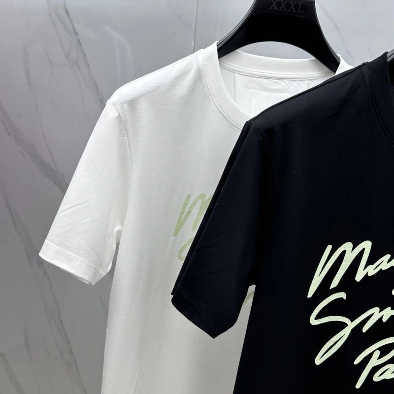 Sustainable Givenchy T-Shirts 124052