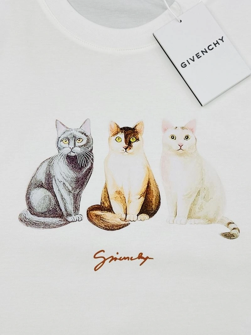 Givenchy T-Shirts Durable 124039