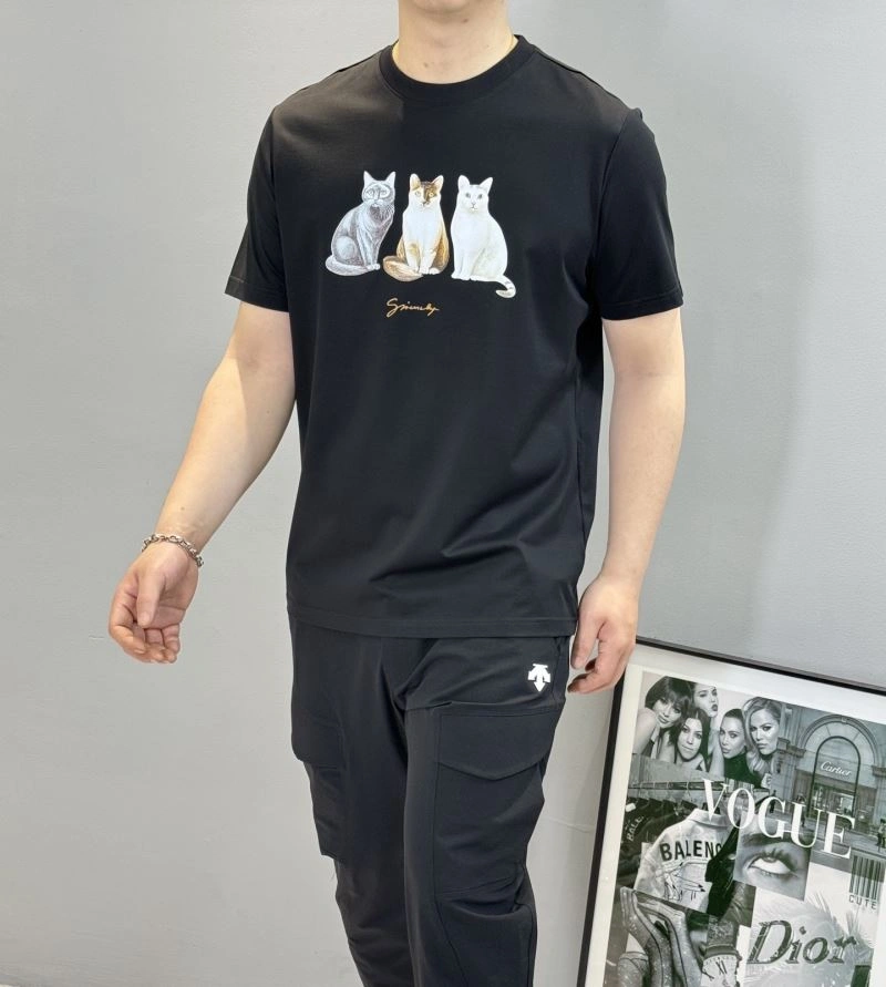 UrbanChic Givenchy T-Shirts 124045