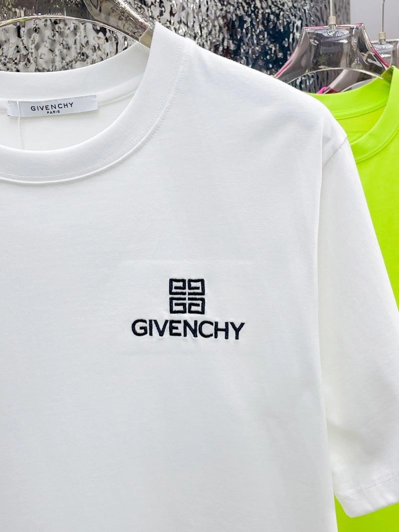 Givenchy T-Shirts Bright 124027