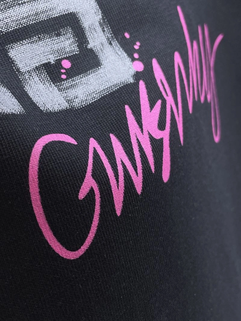 Trendsetting Givenchy T-Shirts 124022