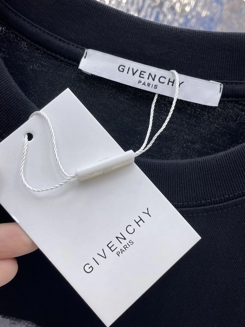 Trendsetting Givenchy T-Shirts 124022