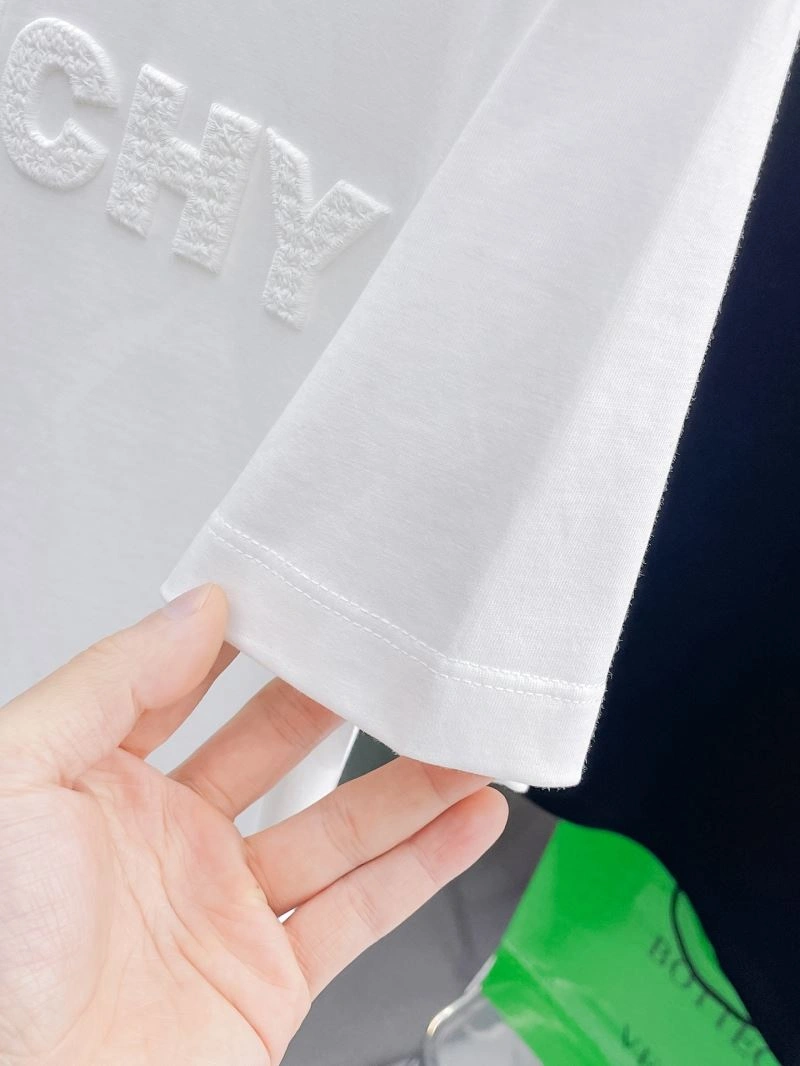 Efficient Givenchy T-Shirts 124033