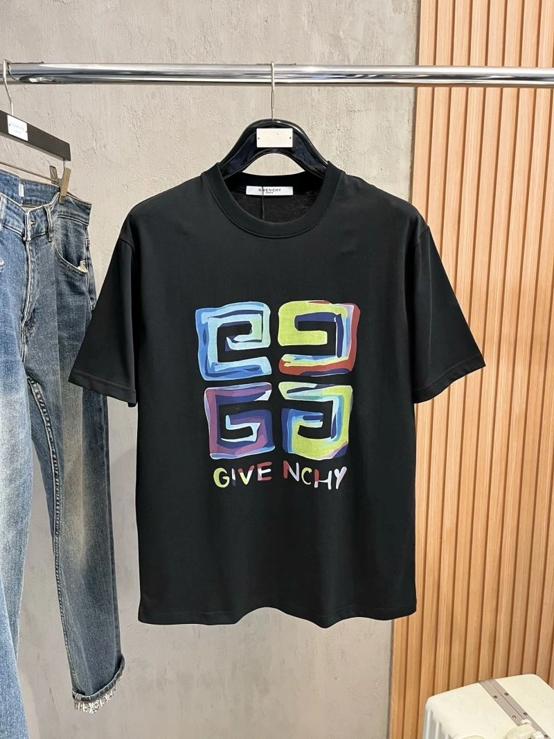 Elegant Givenchy T-Shirts 124020