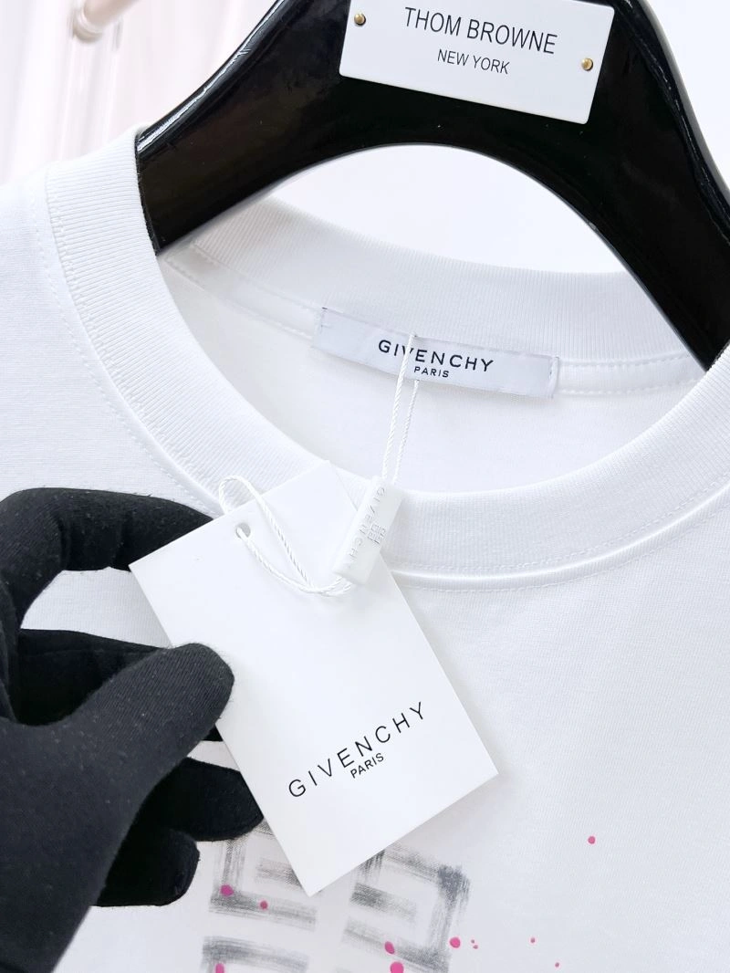 FlexibleFit Givenchy T-Shirts 123992
