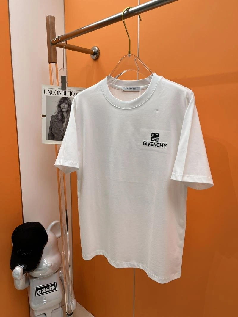 WaterResistant Givenchy T-Shirts 123994