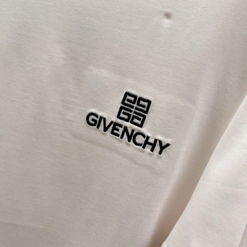 WaterResistant Givenchy T-Shirts 123994
