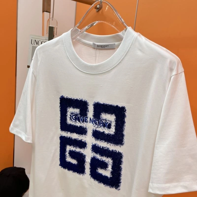 Givenchy T-Shirts BestValue 123983