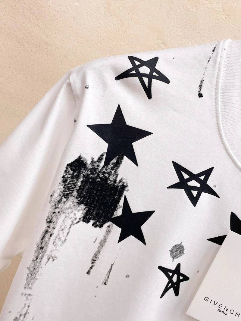 Givenchy T-Shirts Effortless 124001