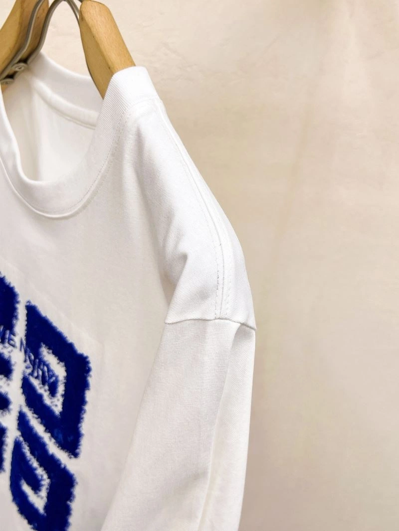 Timeless Givenchy T-Shirts 123987