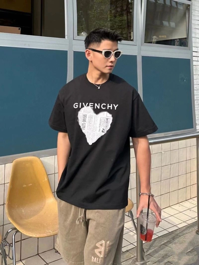 NewStyle Givenchy T-Shirts 123989
