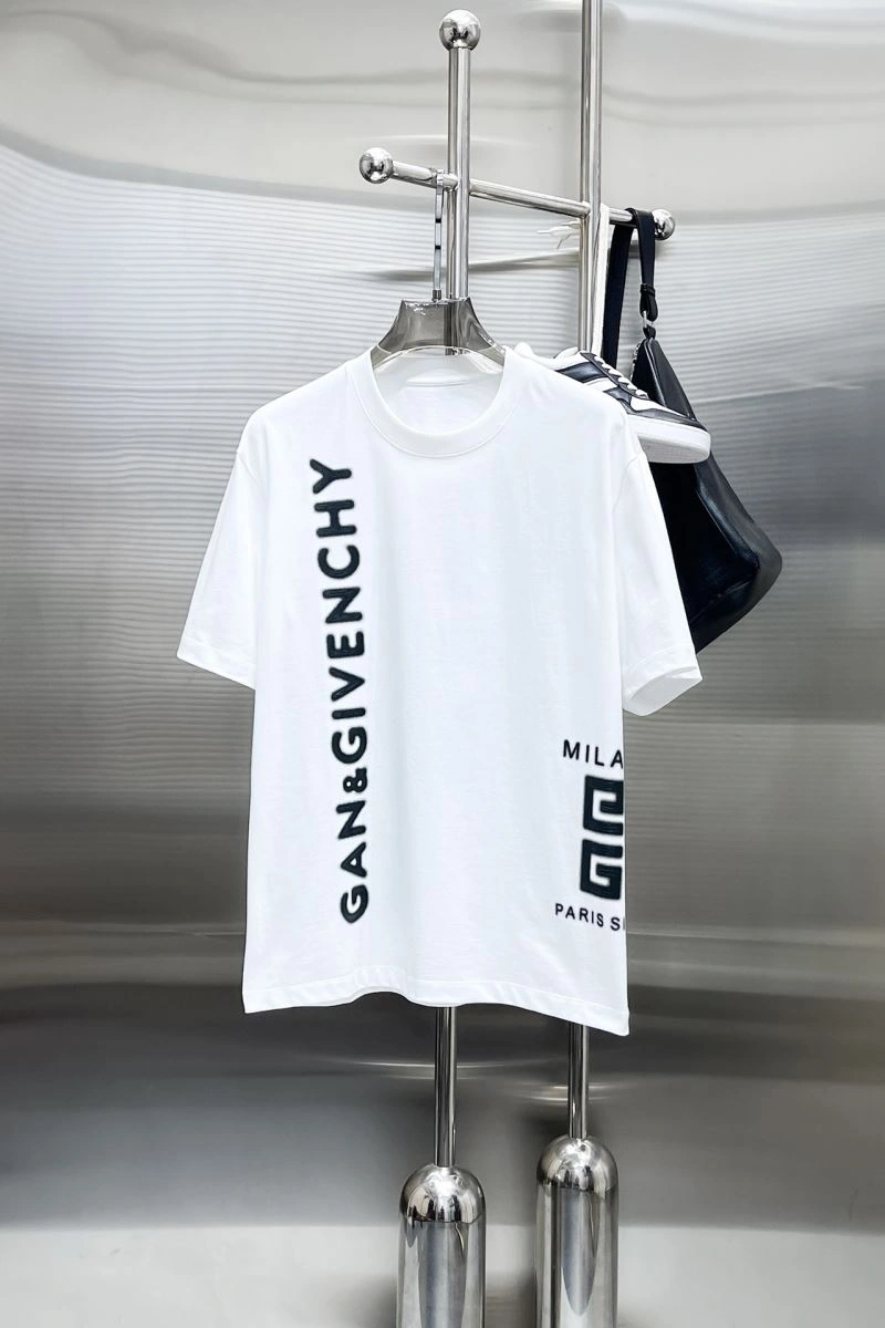Breathable Givenchy T-Shirts 123957
