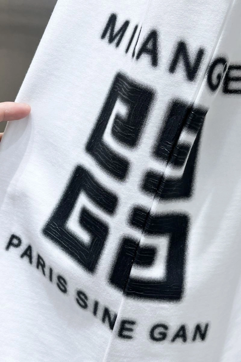 Breathable Givenchy T-Shirts 123957